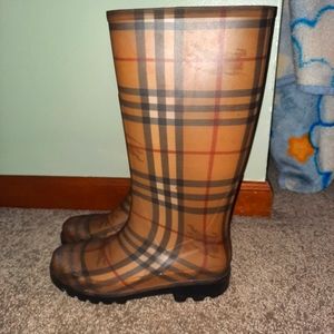 Burberry Rain Boots - Size 5/38
